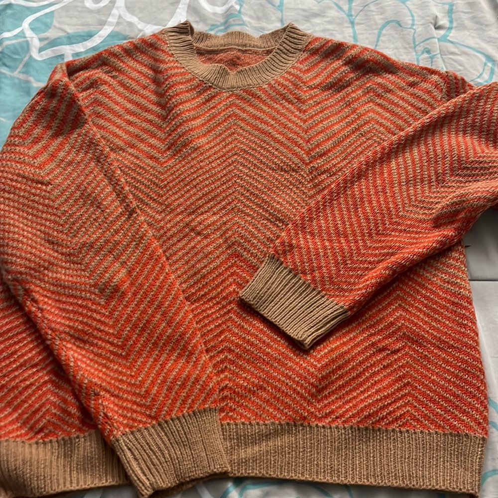 Women’s Sweater